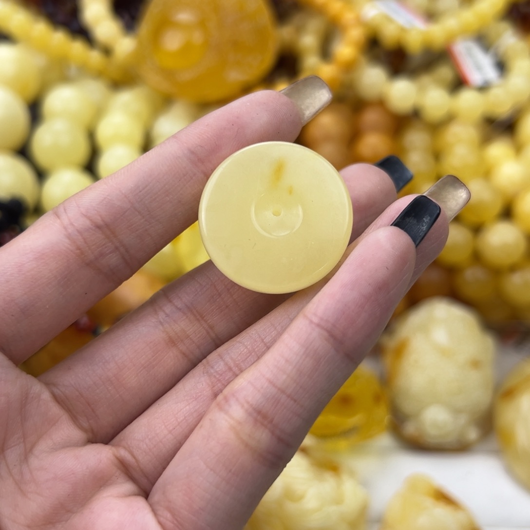 琥珀珠宝奇石未镶嵌