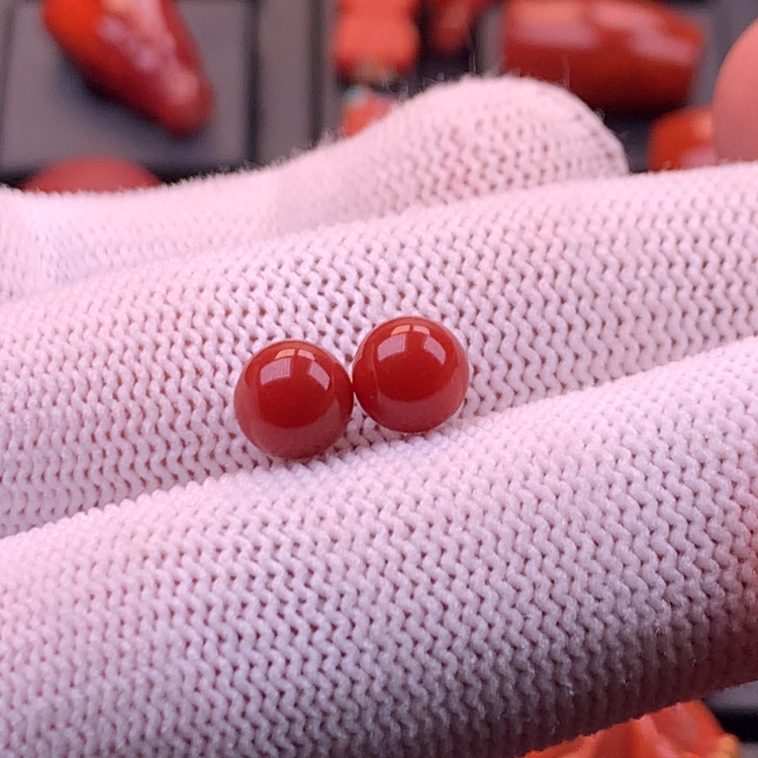 南红玛瑙未镶嵌川料原矿锦红圆珠对珠7mm+