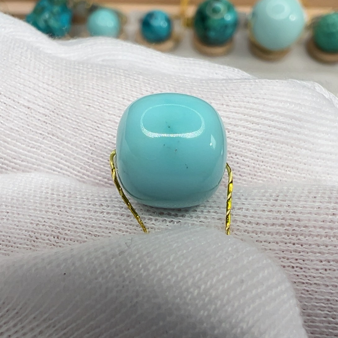 绿松石配饰未镶嵌