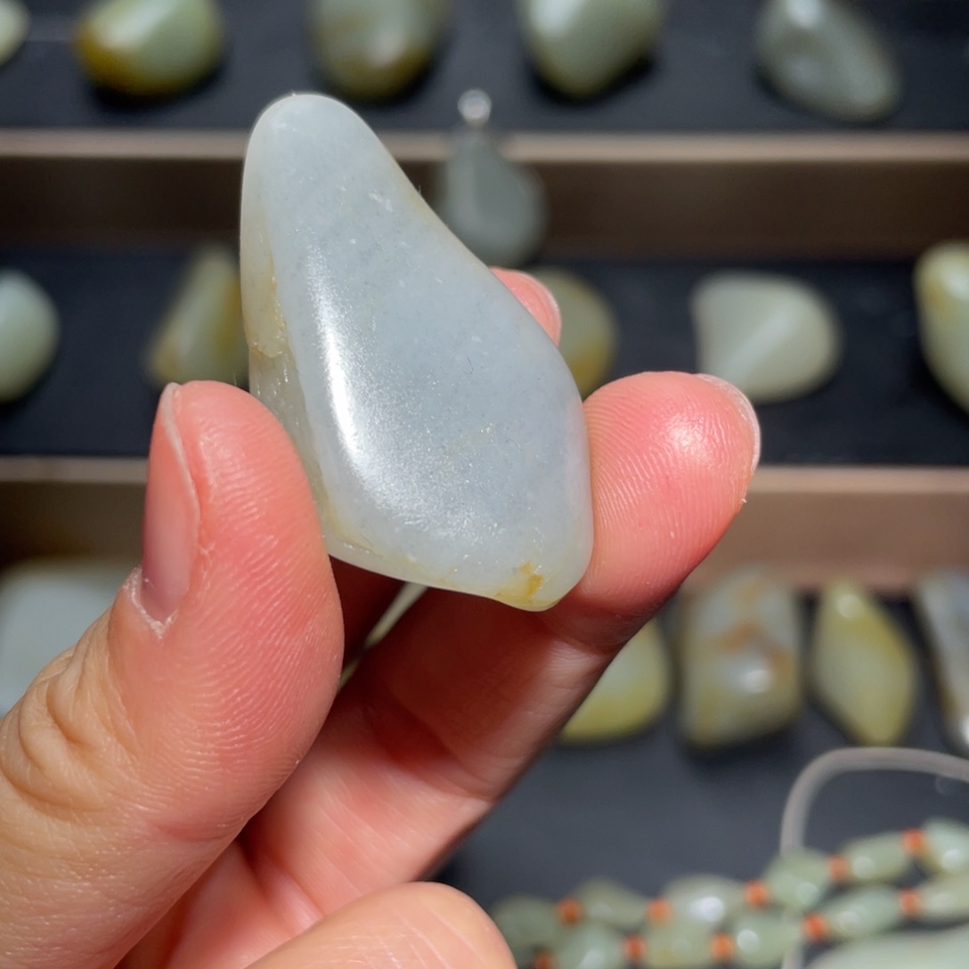 未镶嵌和田玉挂件