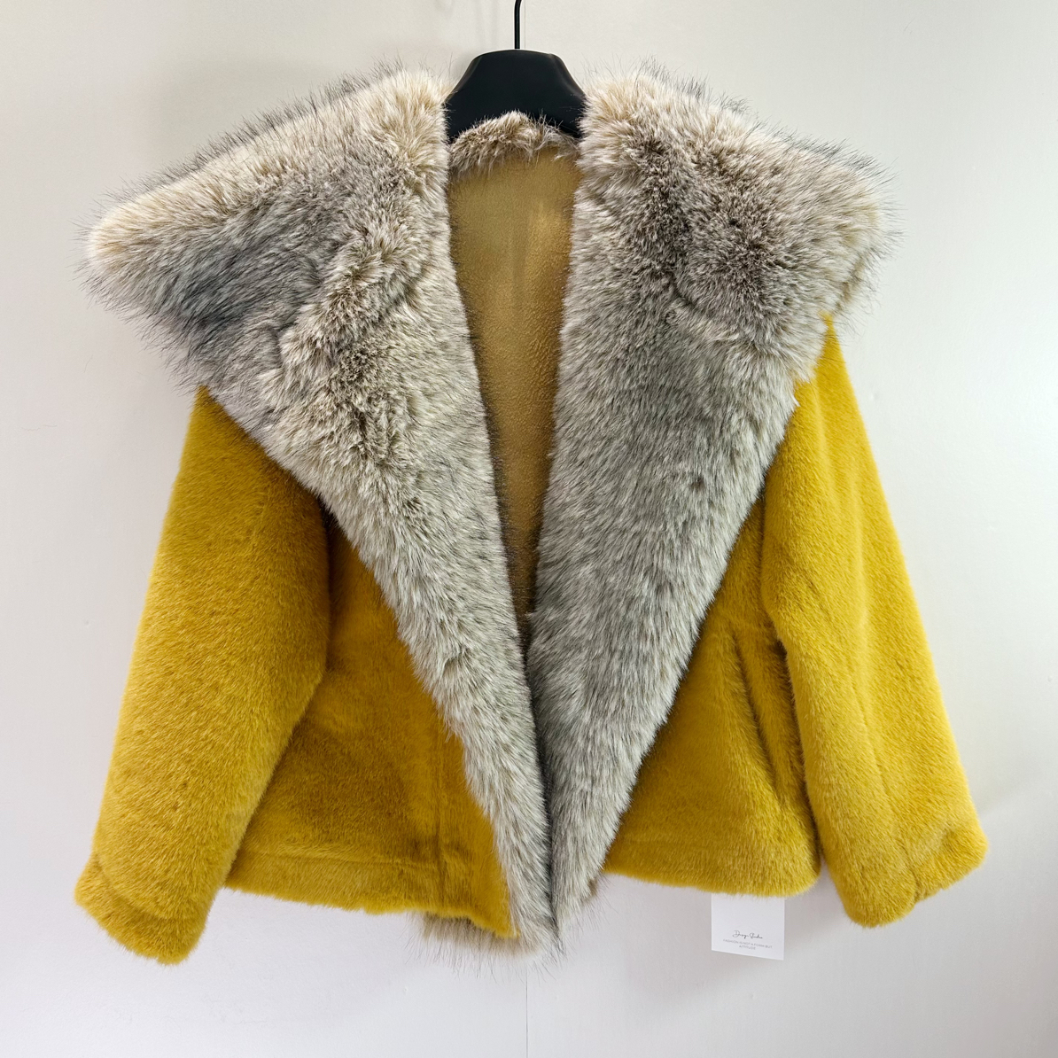 【M·佳】秋冬毛领短款外套0027