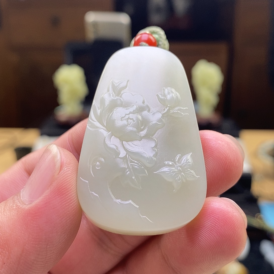 和田玉未镶嵌挂件