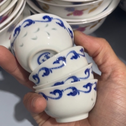 景德镇陶瓷青花玲珑主人杯4个