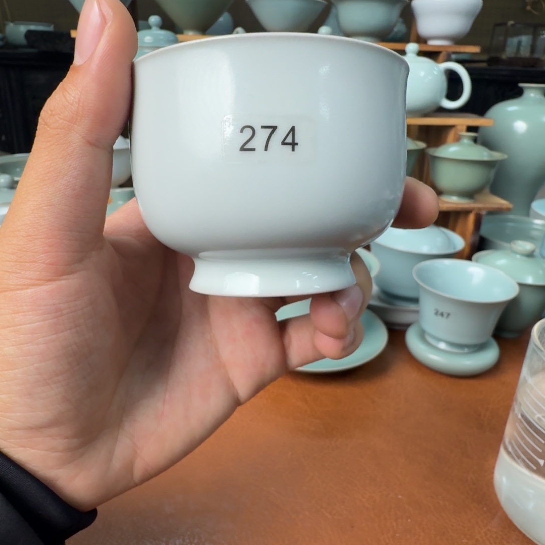 陶摆件一级仿古月白如意杯120cc不开片