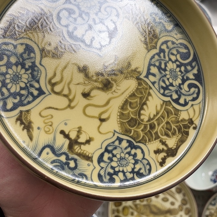 瓷片景德镇釉里金如意穿花龙大壶承