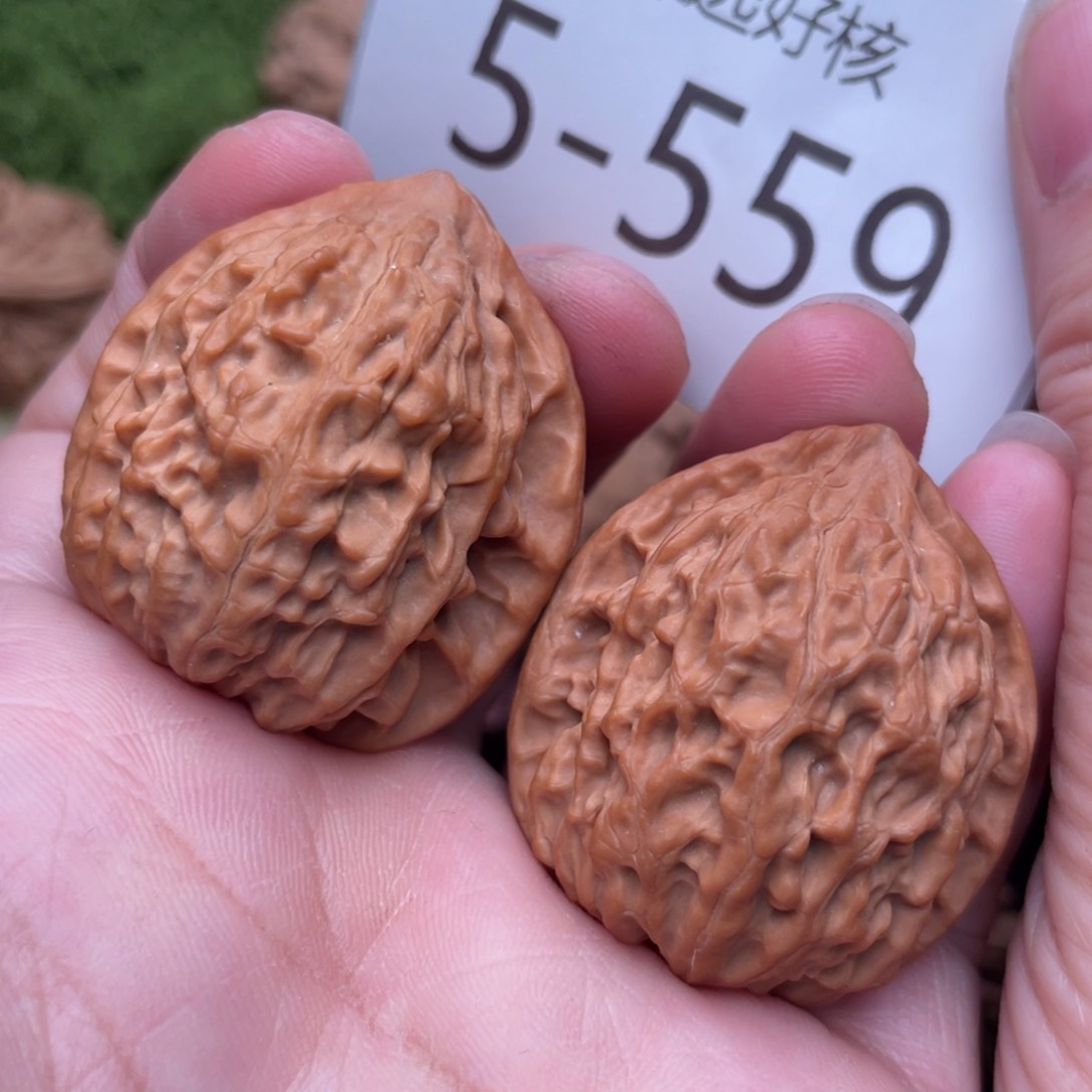 文玩核桃把件金牛33