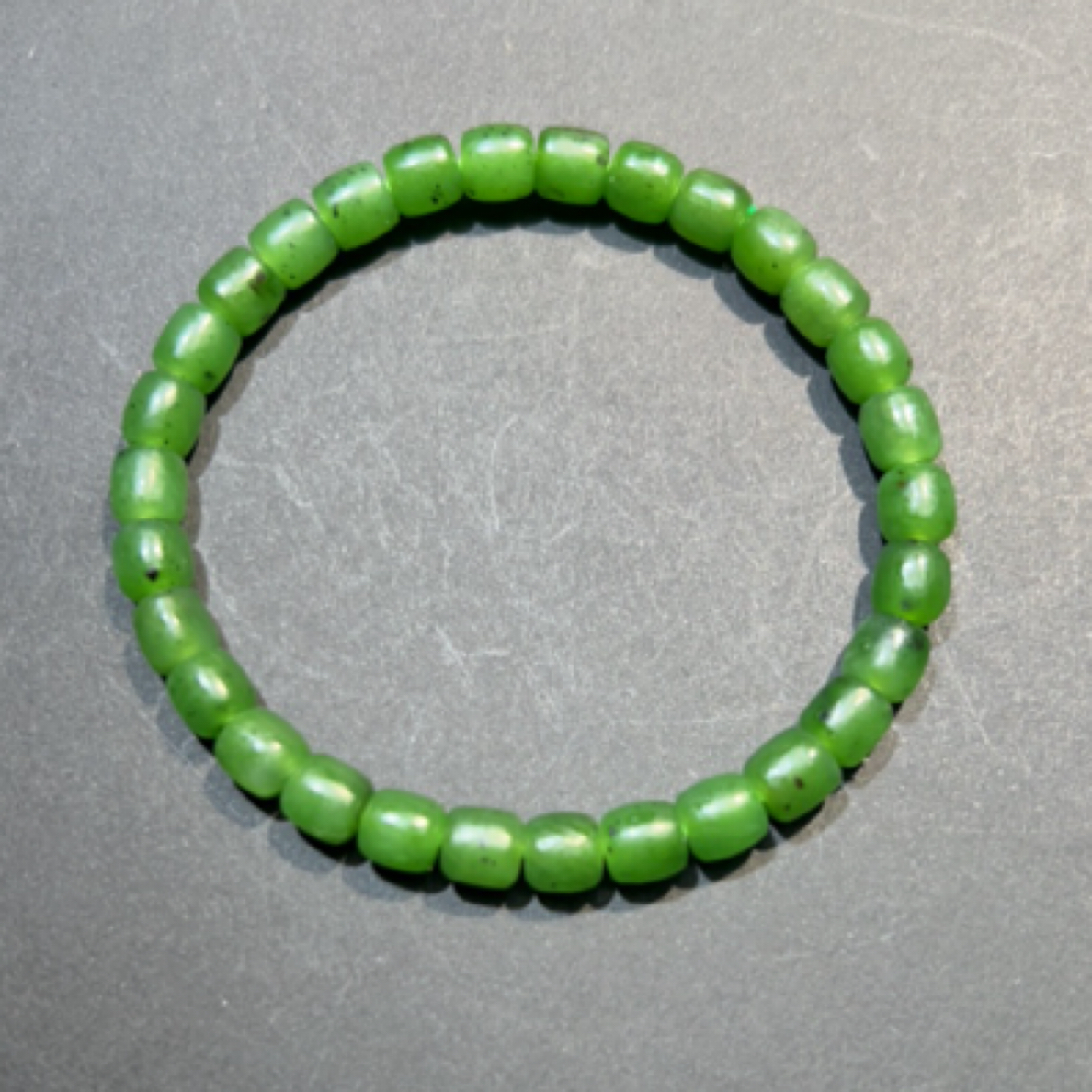 新疆和田玉老型珠女士手串