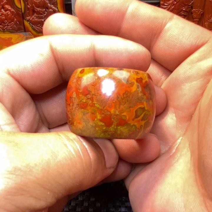 玛瑙/玉髓战国红扳指未镶嵌波*