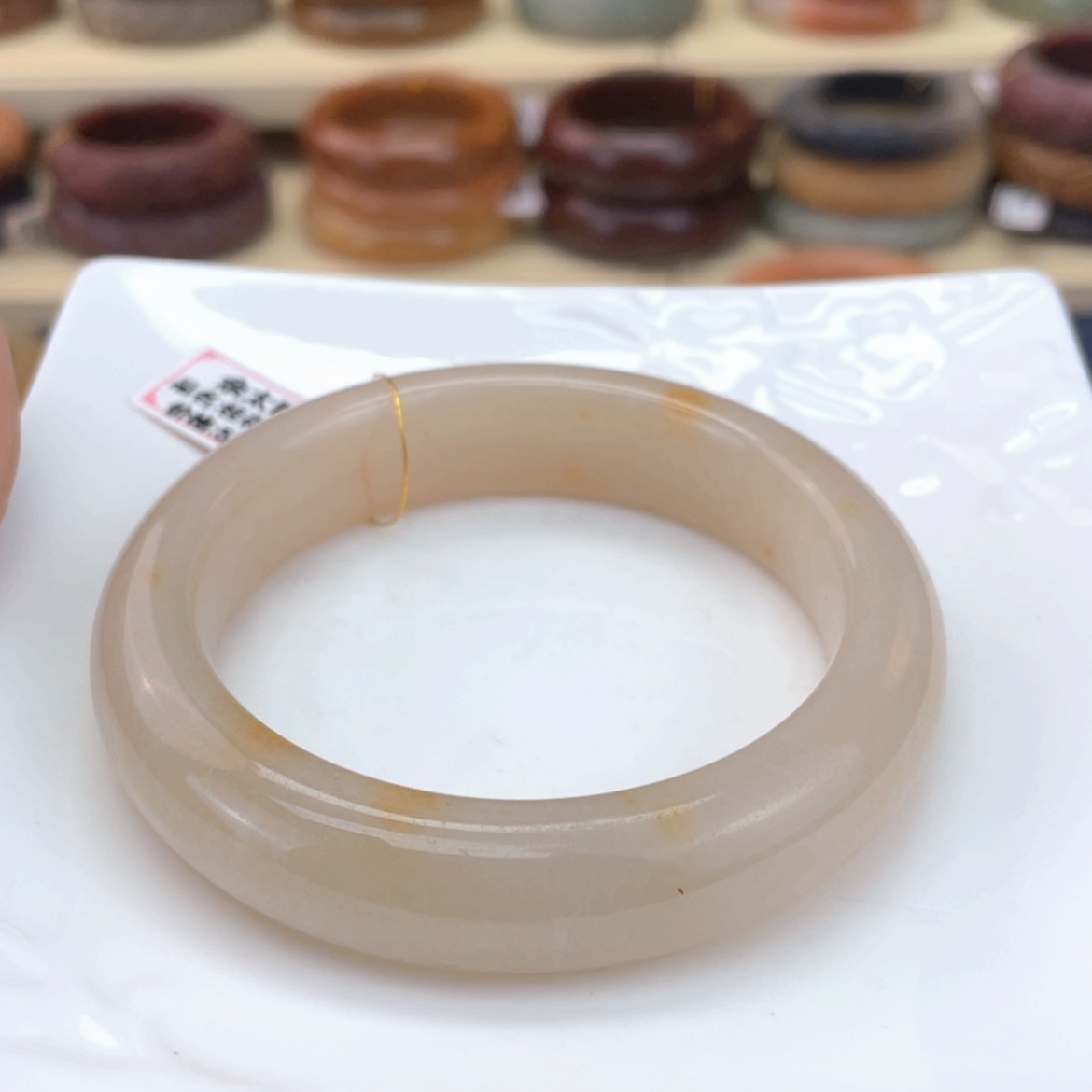 【闪购商品】石英质玉手镯未镶嵌?****