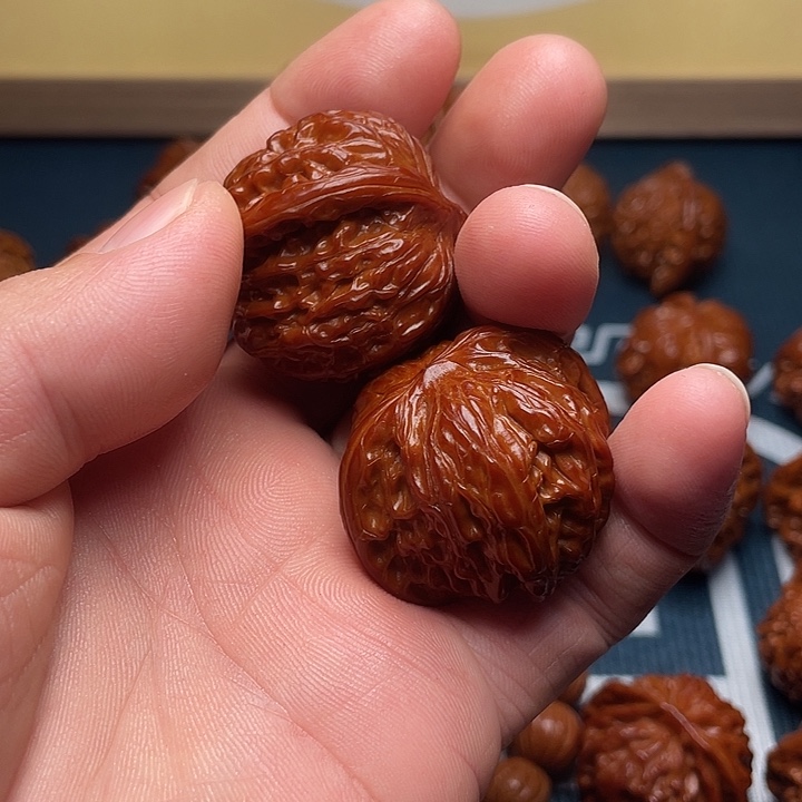 文玩核桃吊坠磨盘核桃