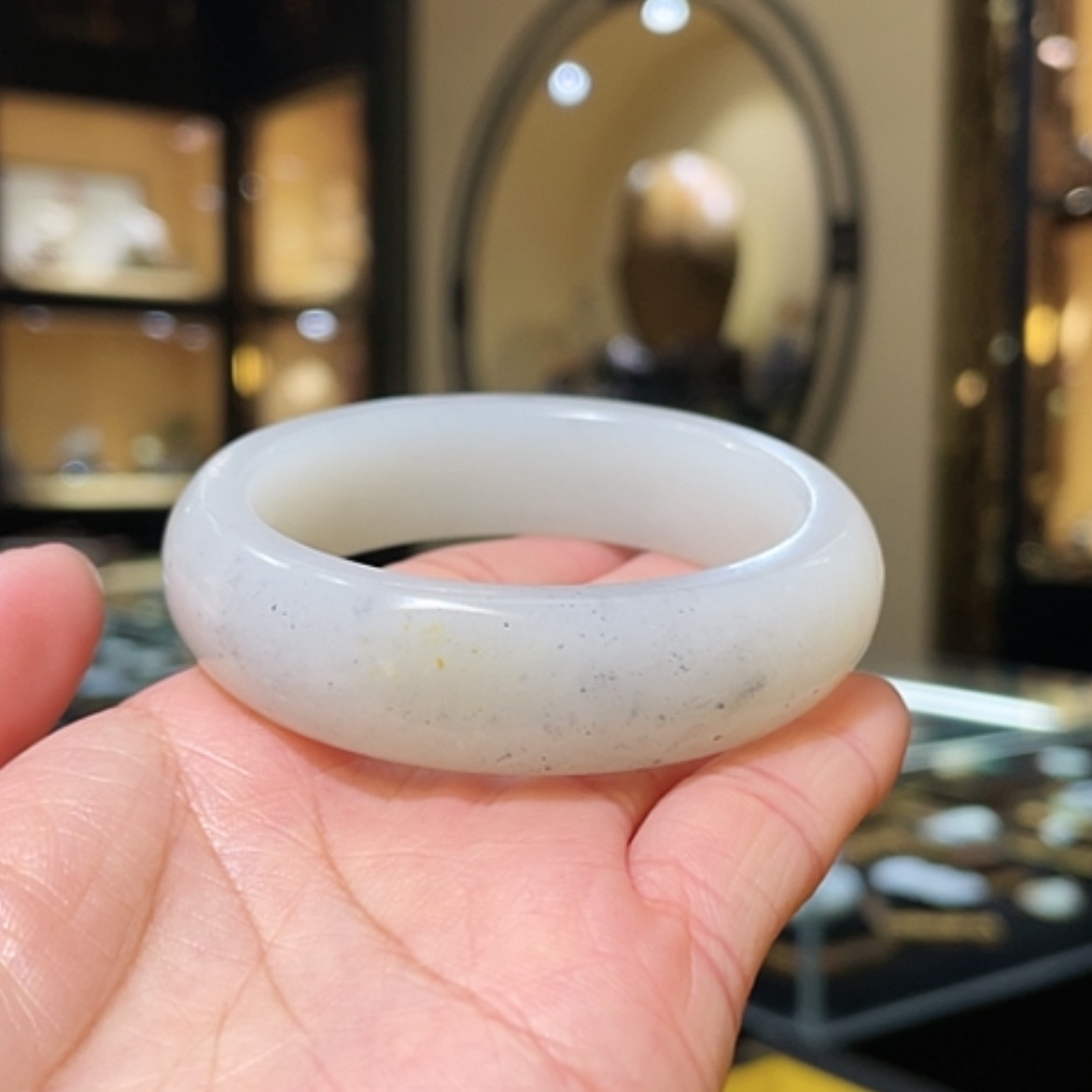 【闪购商品】和田玉手镯未镶嵌52.8#65.28g