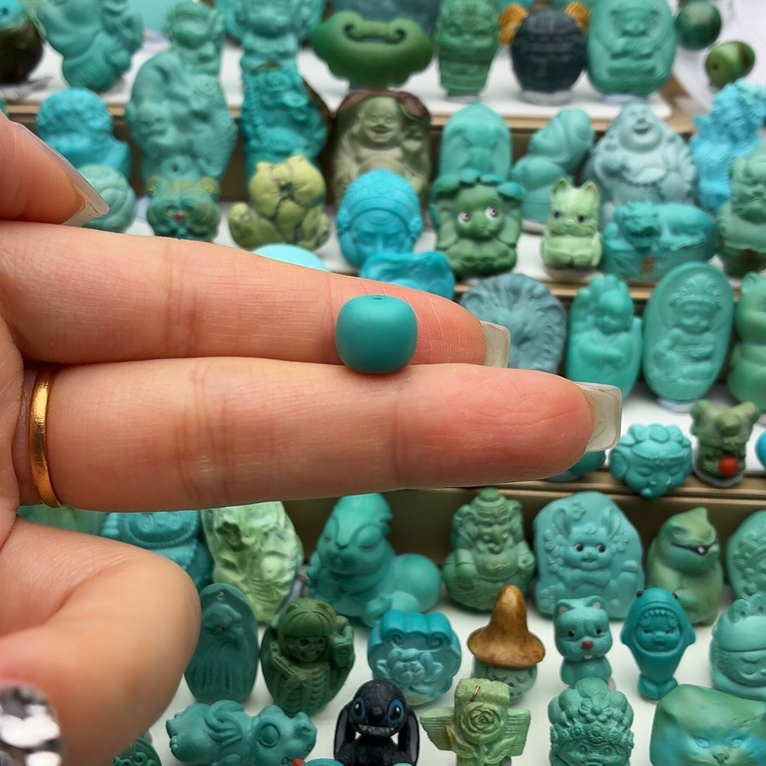 J***S绿松石未镶嵌饰品