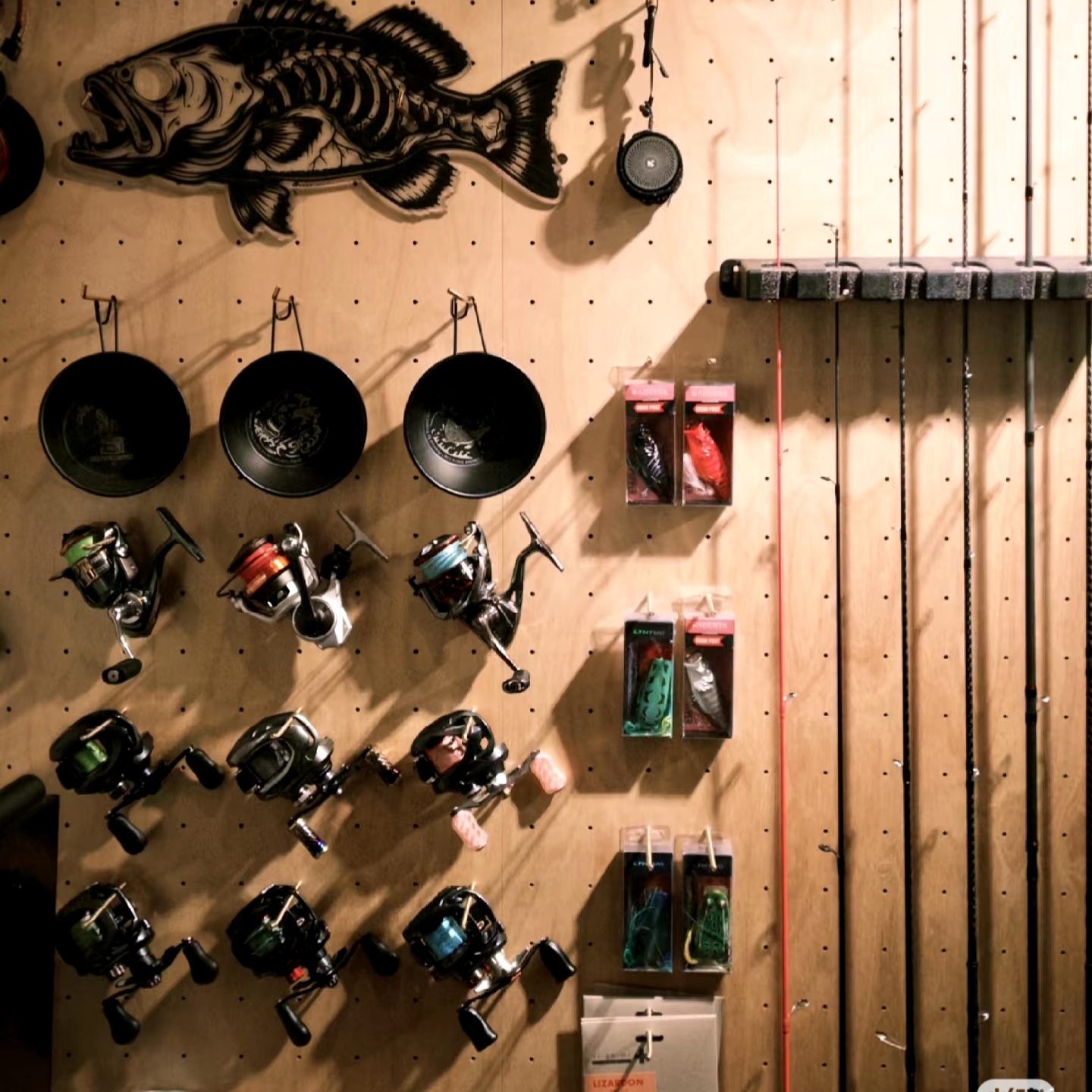 中古渔具各式各样