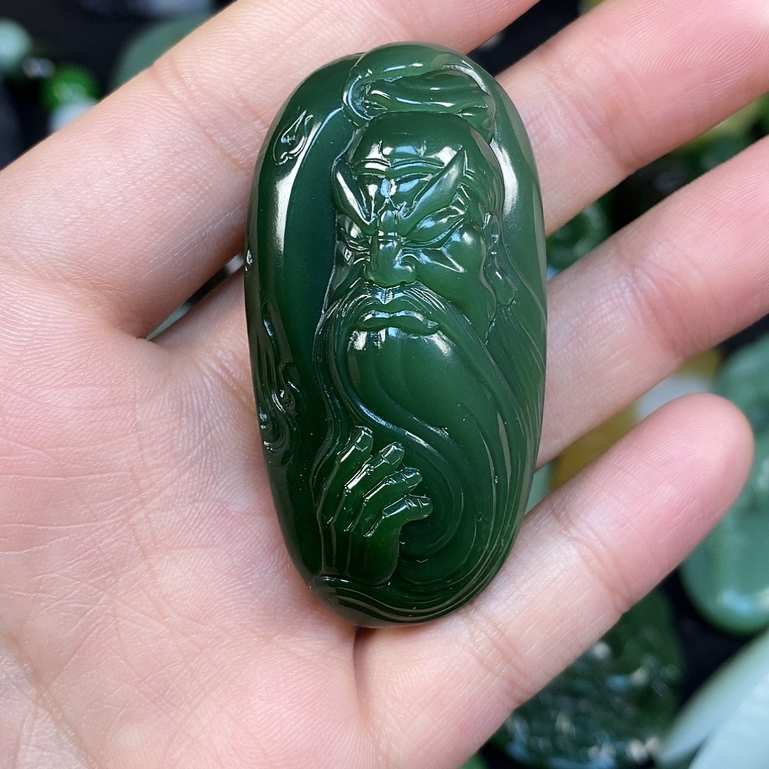 和田玉颈饰未镶嵌回**看