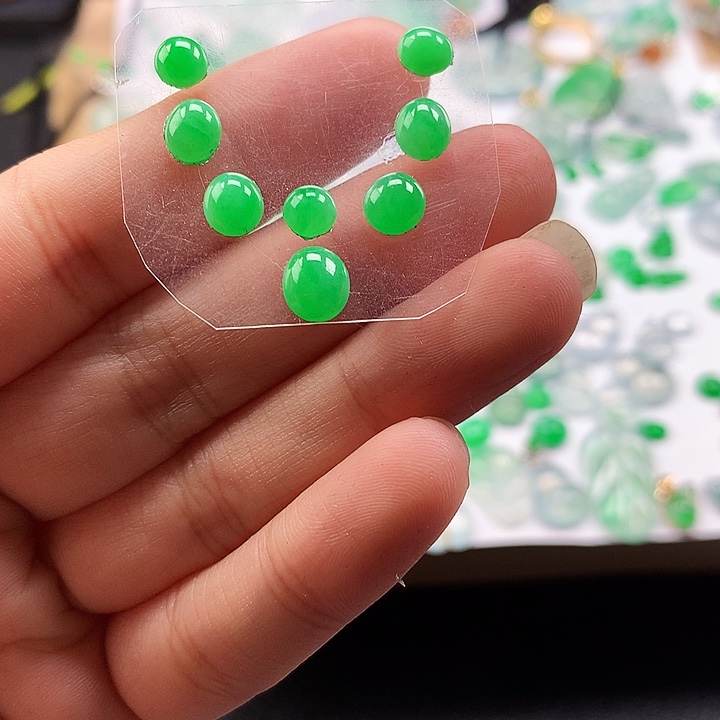 翡翠未镶嵌吊坠(不含链)蛋面