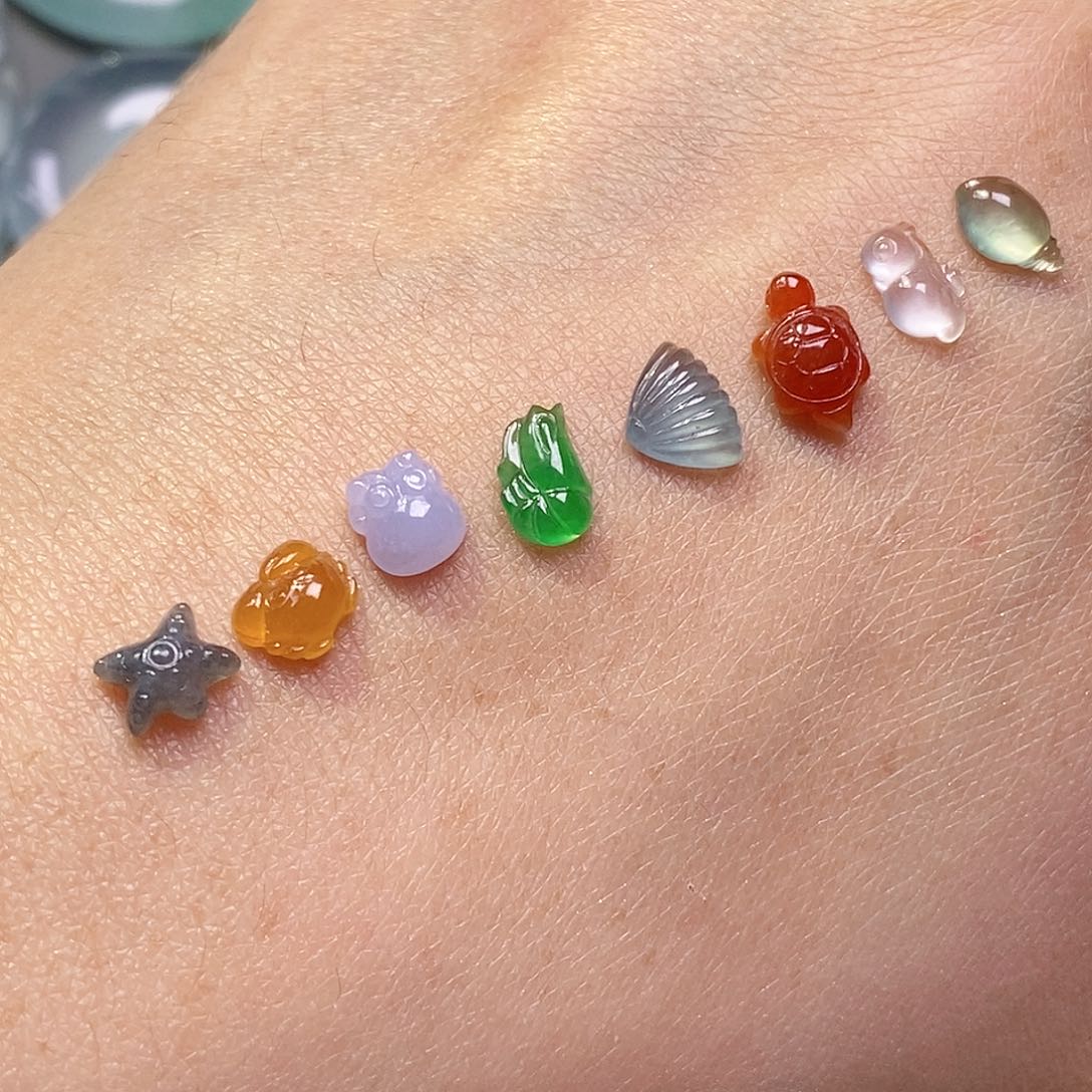 翡翠颈饰未镶嵌翡翠