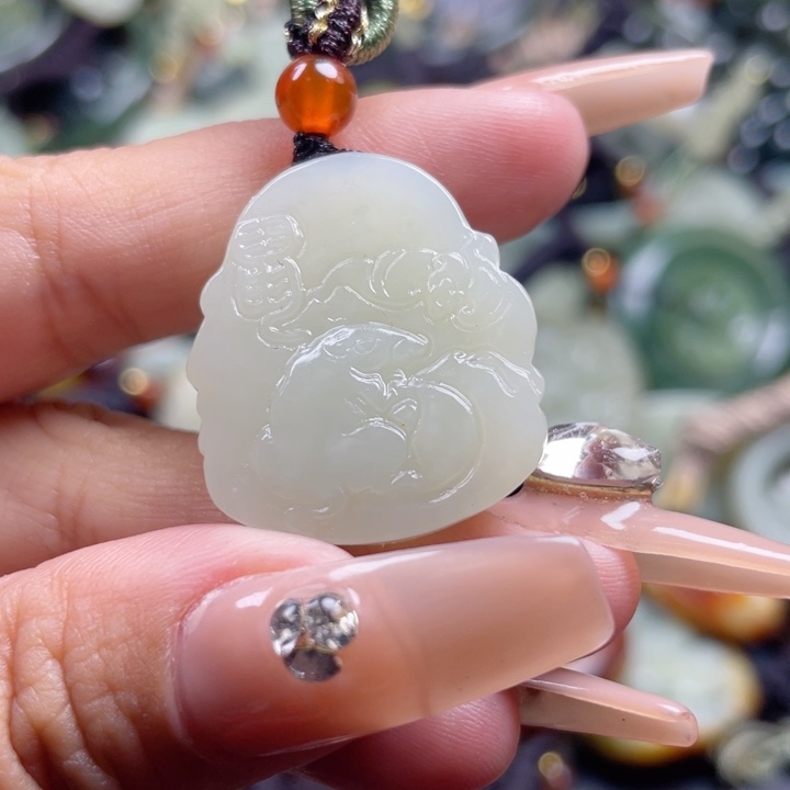 和田玉颈饰未镶嵌