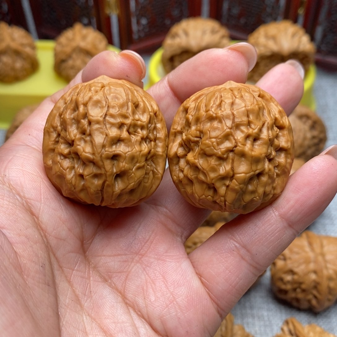 文玩核桃把件甲骨文34全