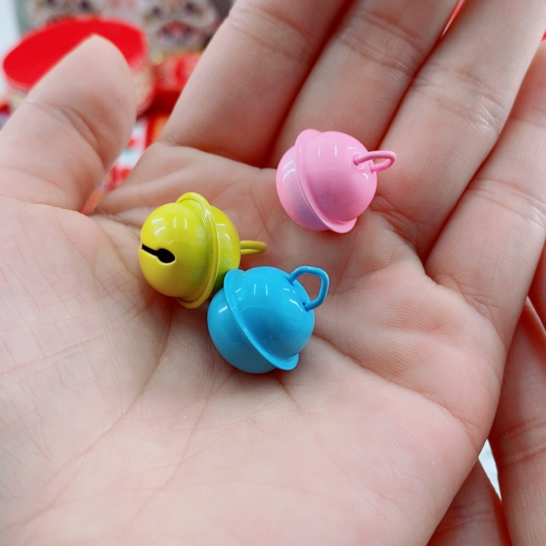 18的烤漆铃铛粉黄蓝混100个