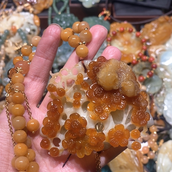 岫玉毛衣链未镶嵌半**航