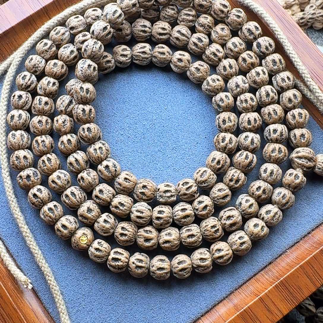 柏香籽/百香籽手串海****）