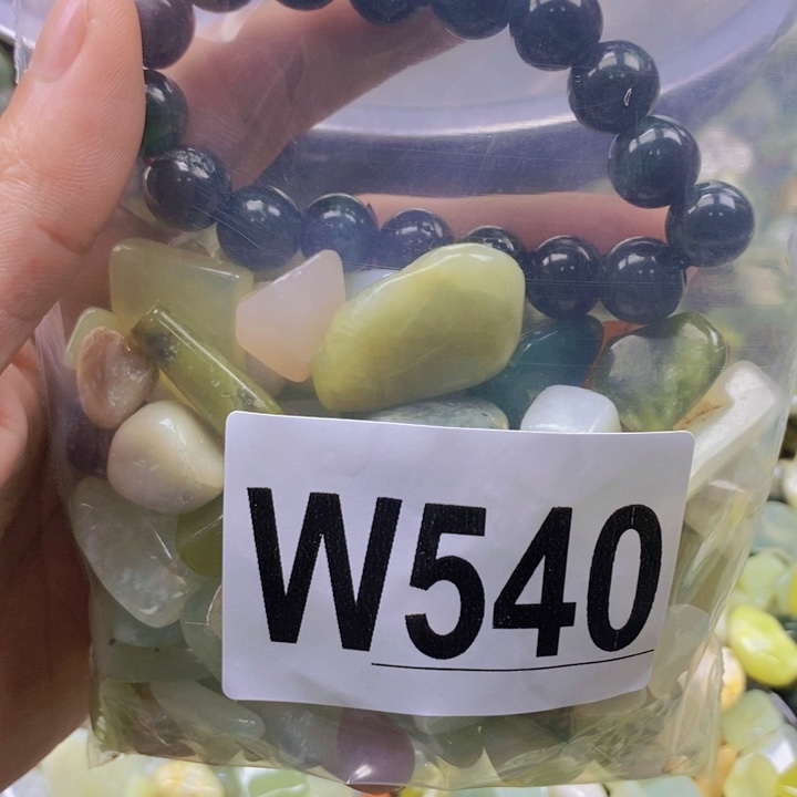 未镶嵌岫玉鱼缸石