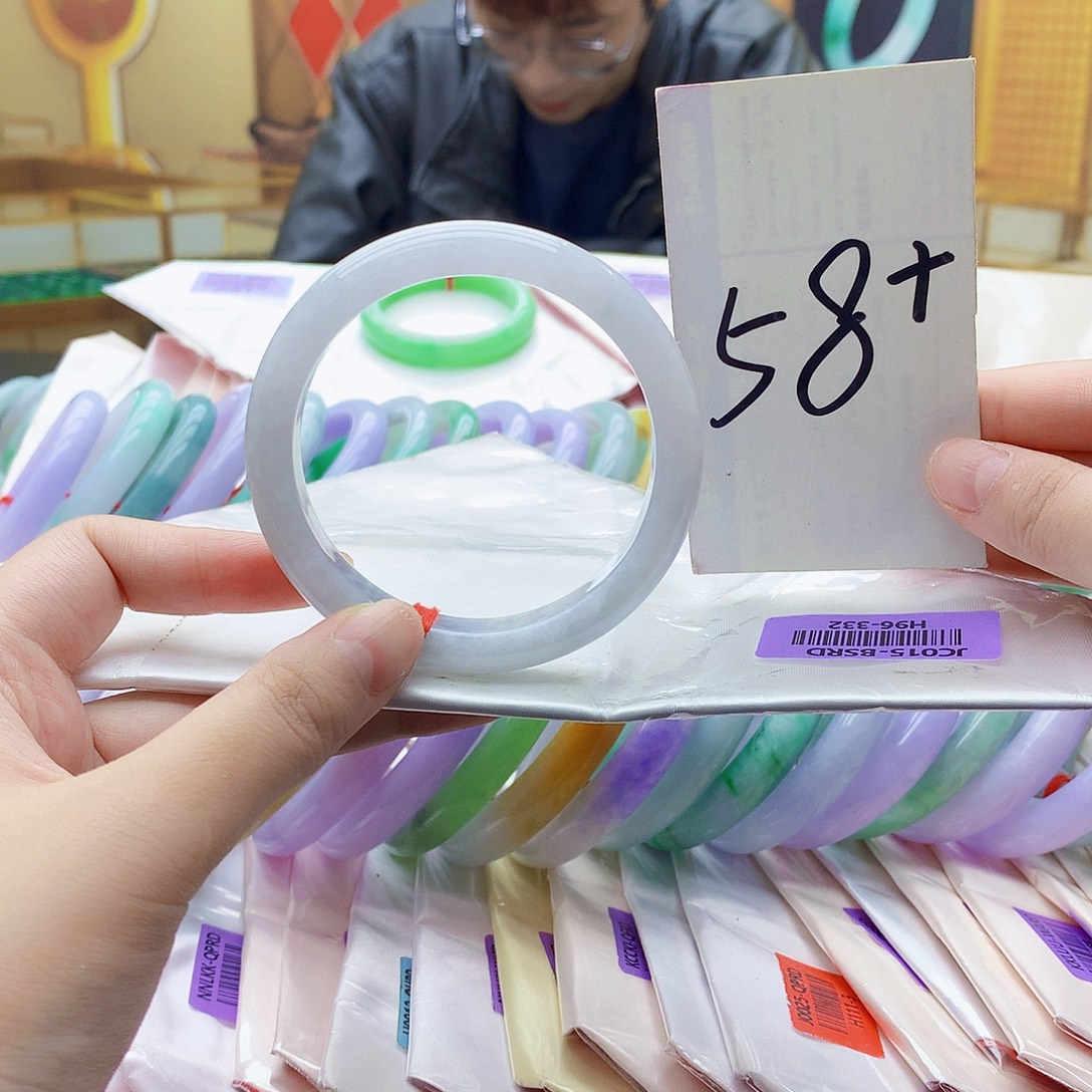 翡翠未镶嵌手镯mm