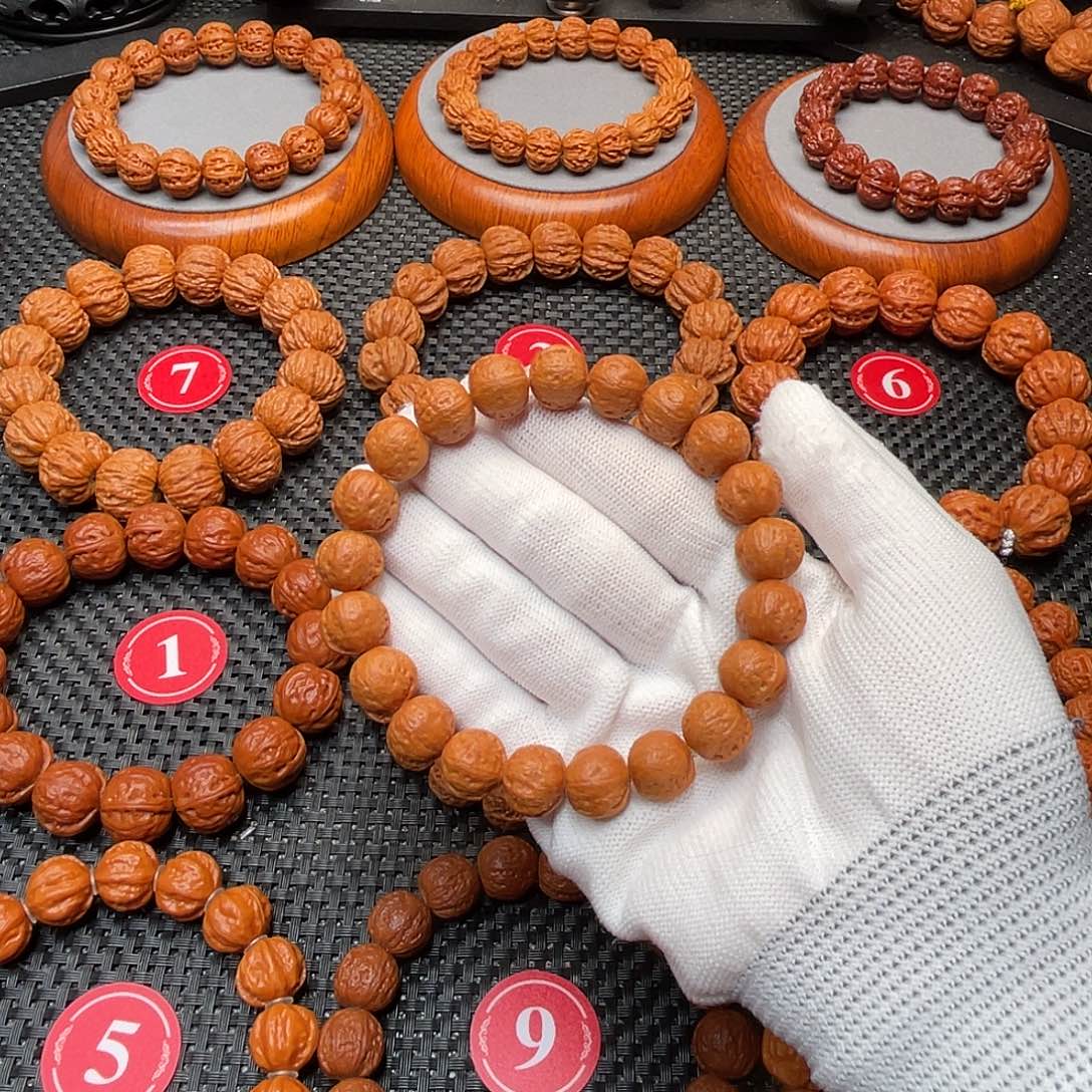 小****手串文玩核桃金豆