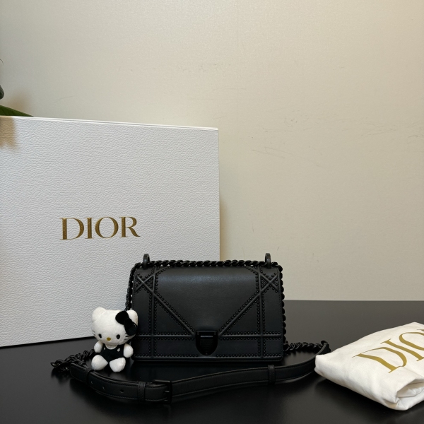 95新/迪奥/市场价23900/包包/250123XZ0018