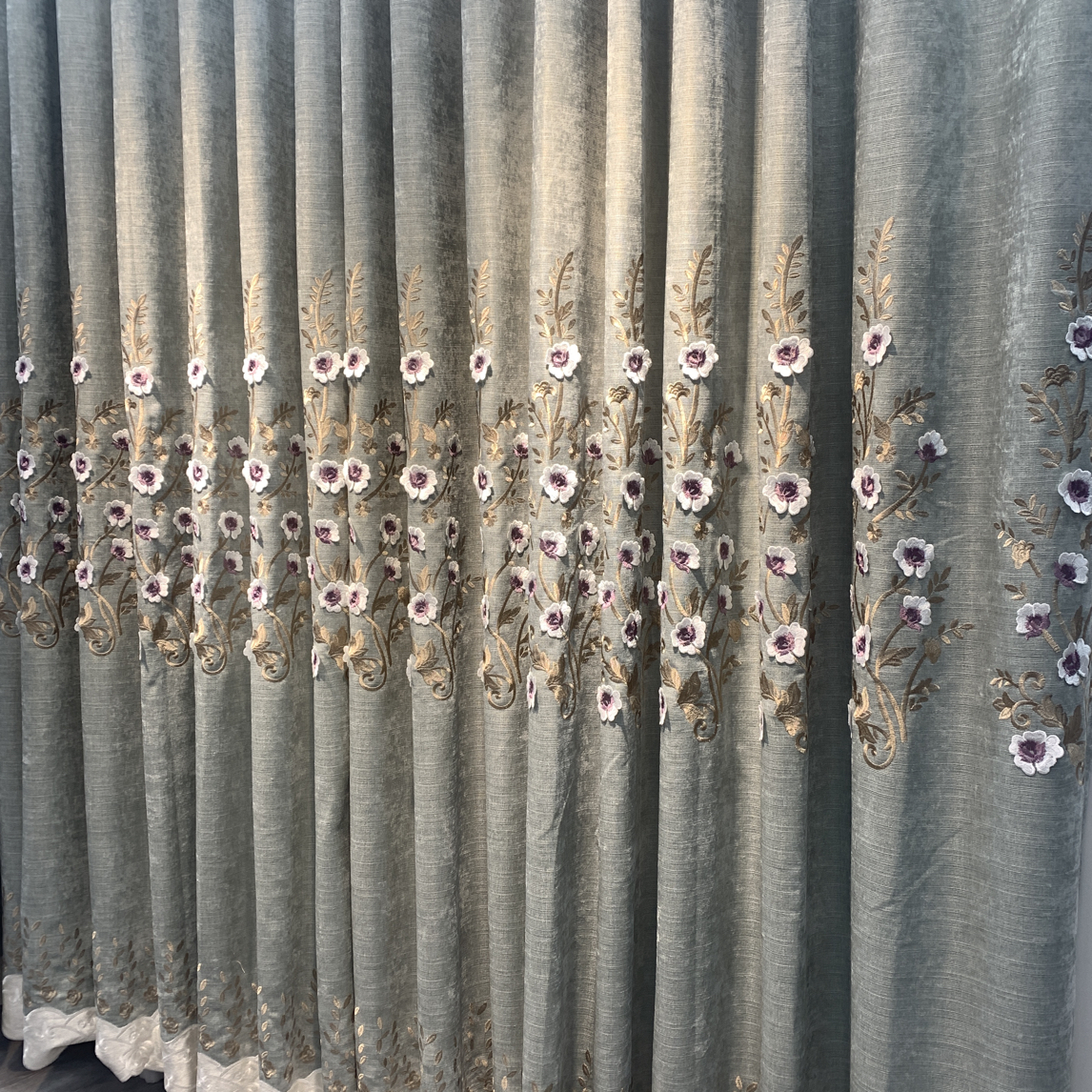 雪尼尔芥末绿重工刺绣浮雕窗帘