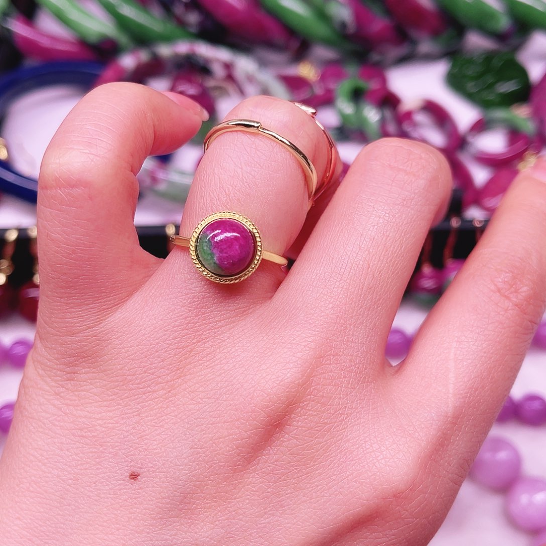 未镶嵌红宝石戒指