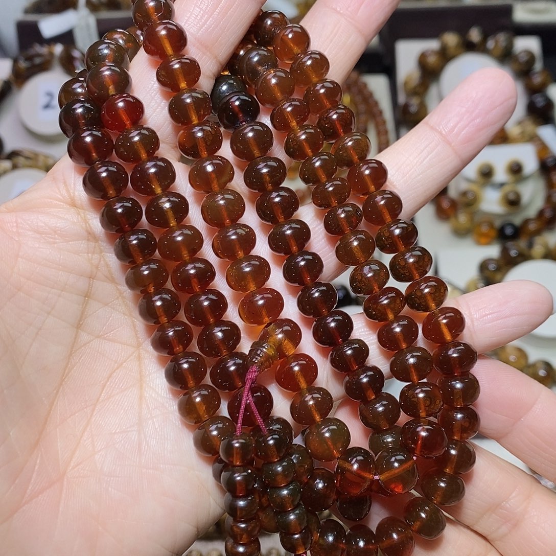 琥珀未镶嵌裸石血珀9m