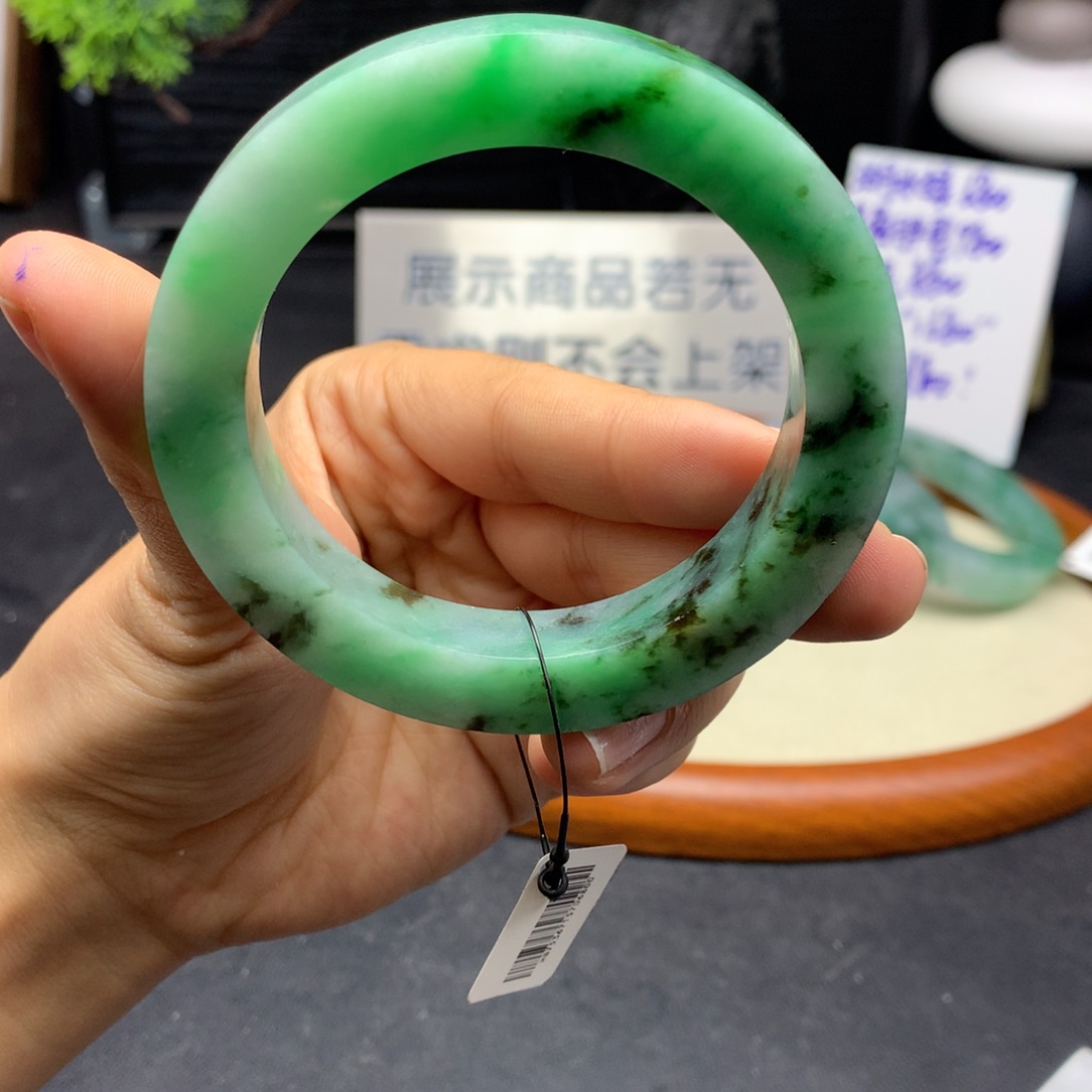 定制翡翠56到60未镶嵌
