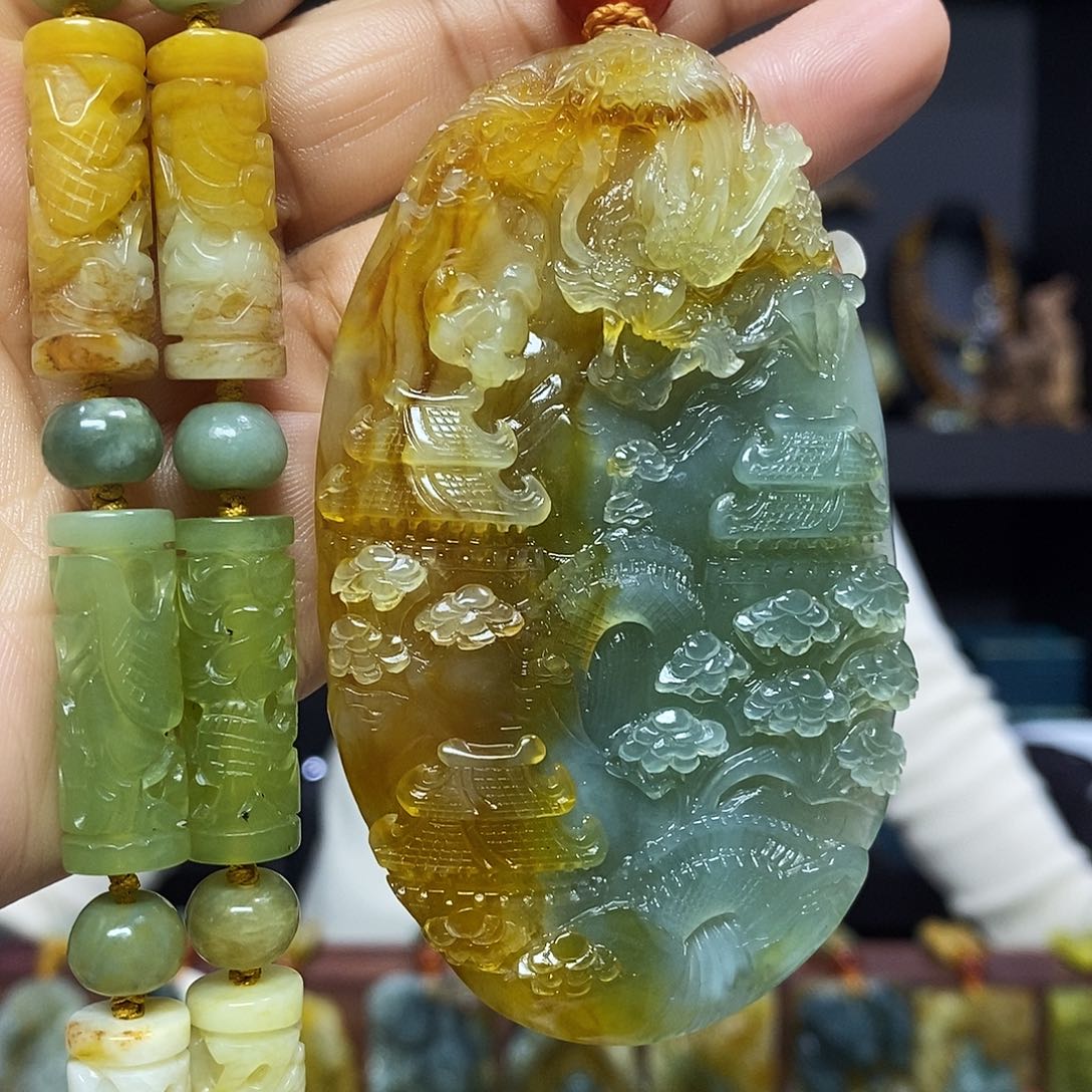 未镶嵌岫玉挂件吊坠