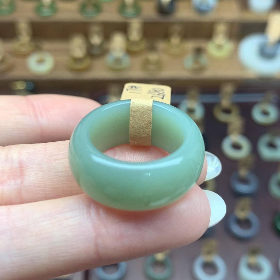 和田玉戒指未镶嵌