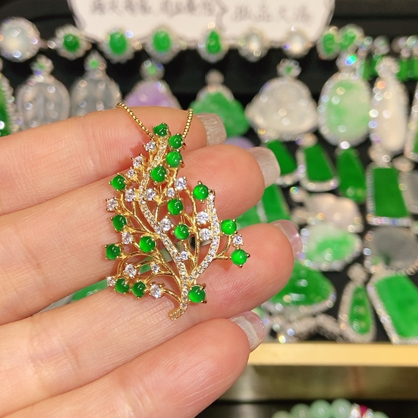 【闪购商品】颈饰未镶嵌翡翠天然翡翠