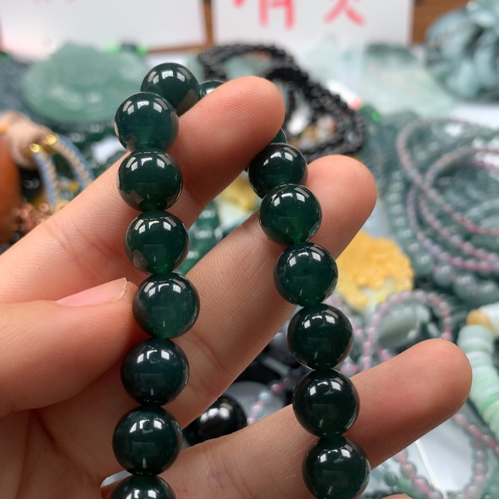 翡翠颈饰未镶嵌保真天然A货翡翠