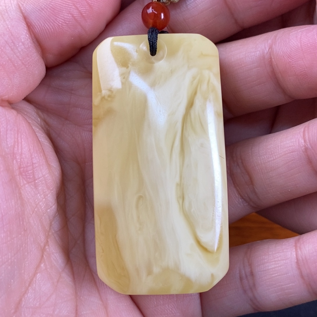 蜜蜡裸石未镶嵌蜜蜡