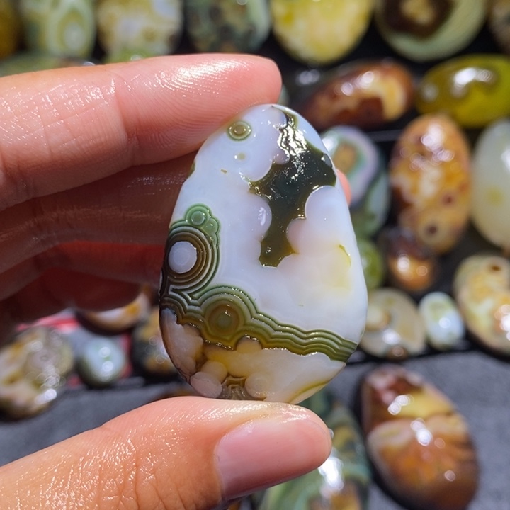 玛瑙/玉髓珠宝奇石未镶嵌