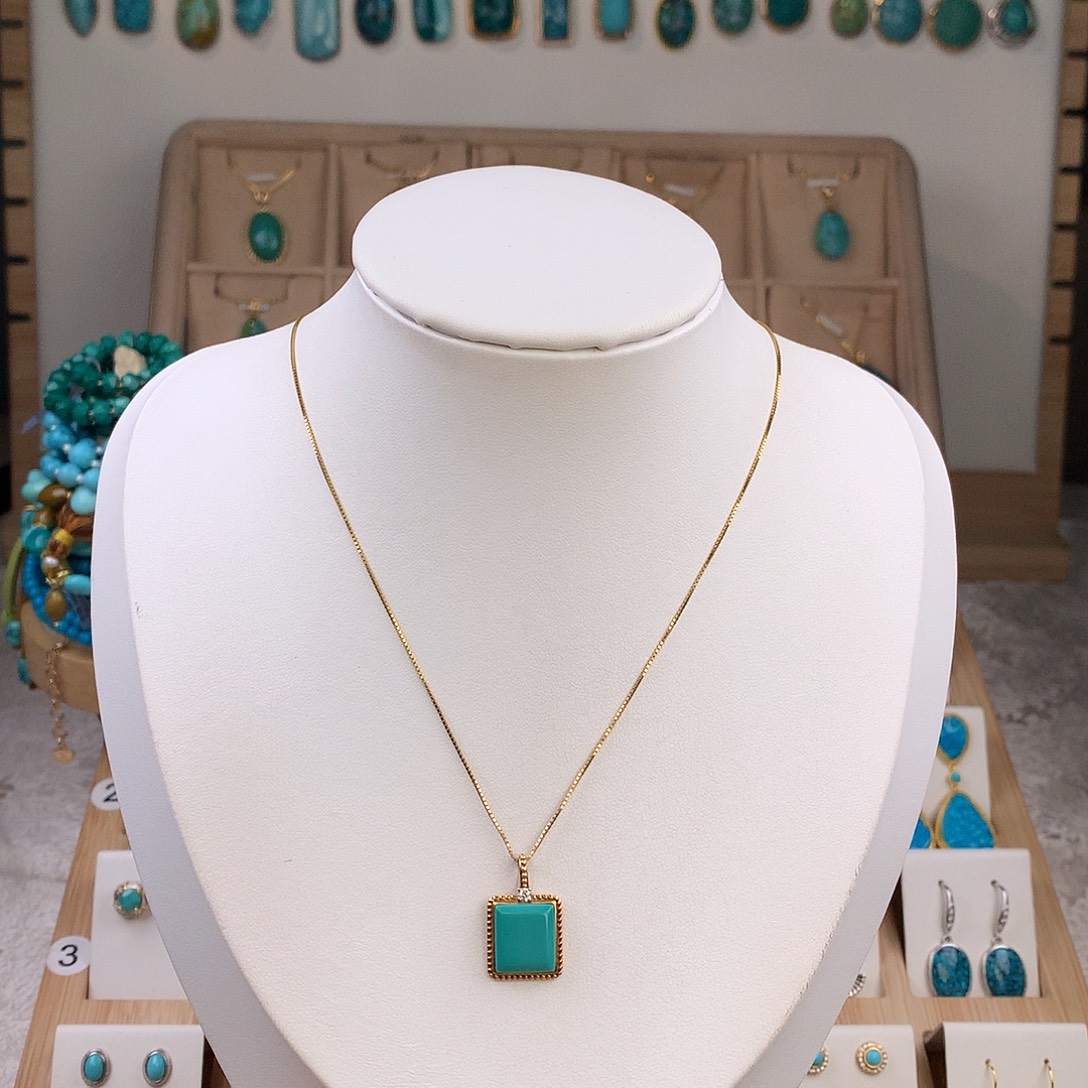 绿松石18K金镶嵌吊坠(不含链)