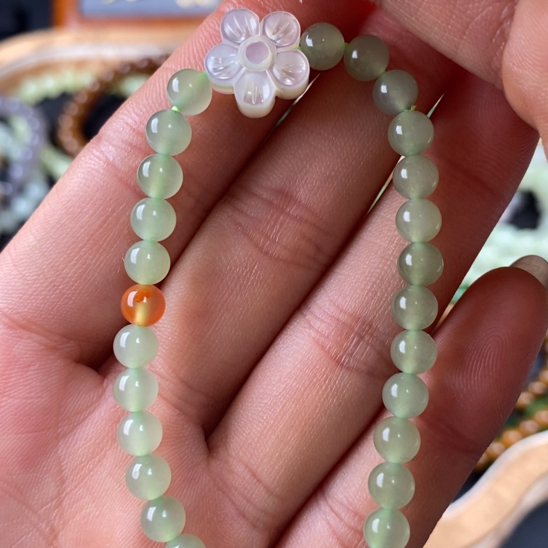 和田玉未镶嵌冰晴手串