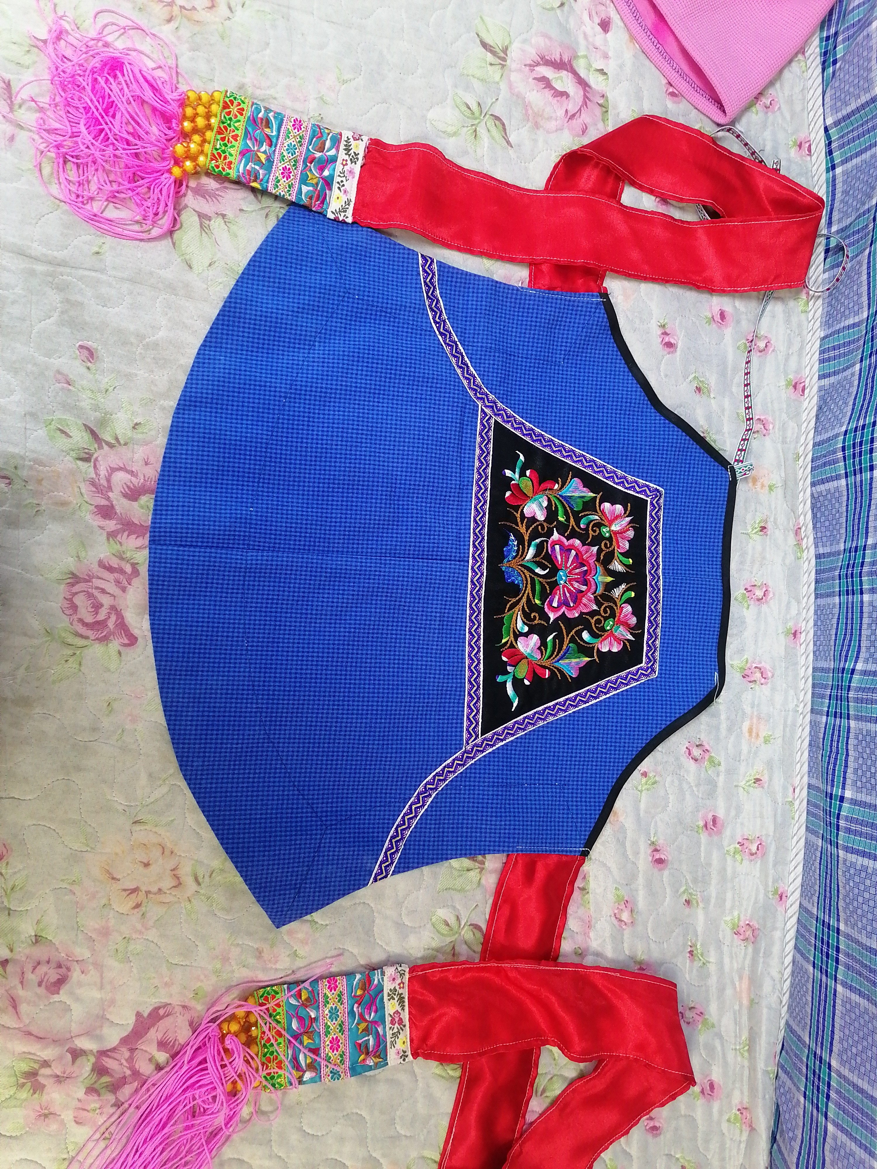 土布刺绣围腰围裙少数民族服饰自产自销