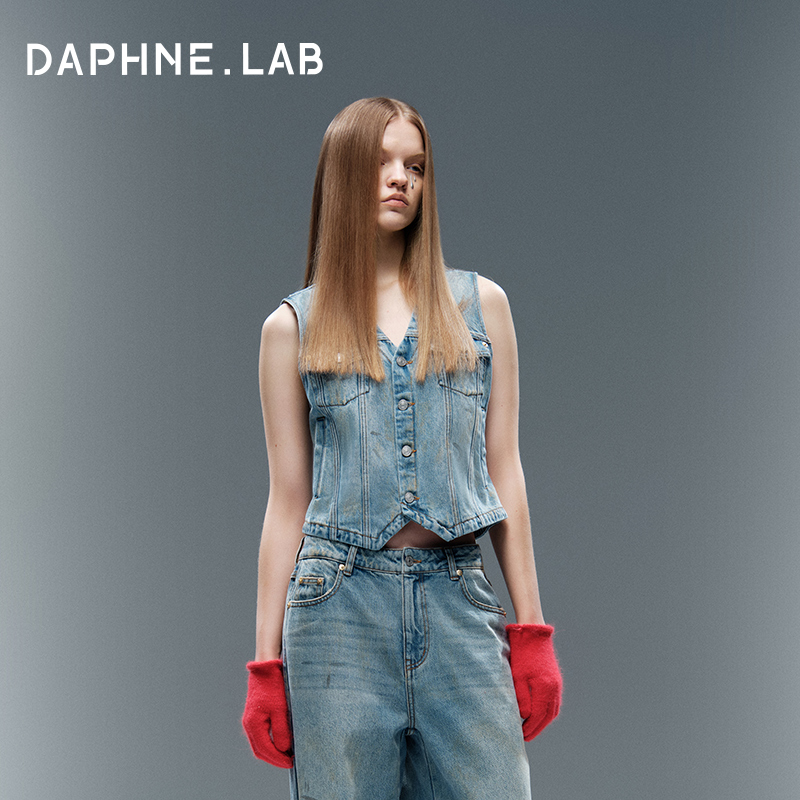 DAPHNE LAB绑带做旧牛仔马甲2025春复古无袖马甲四季可穿百搭设计