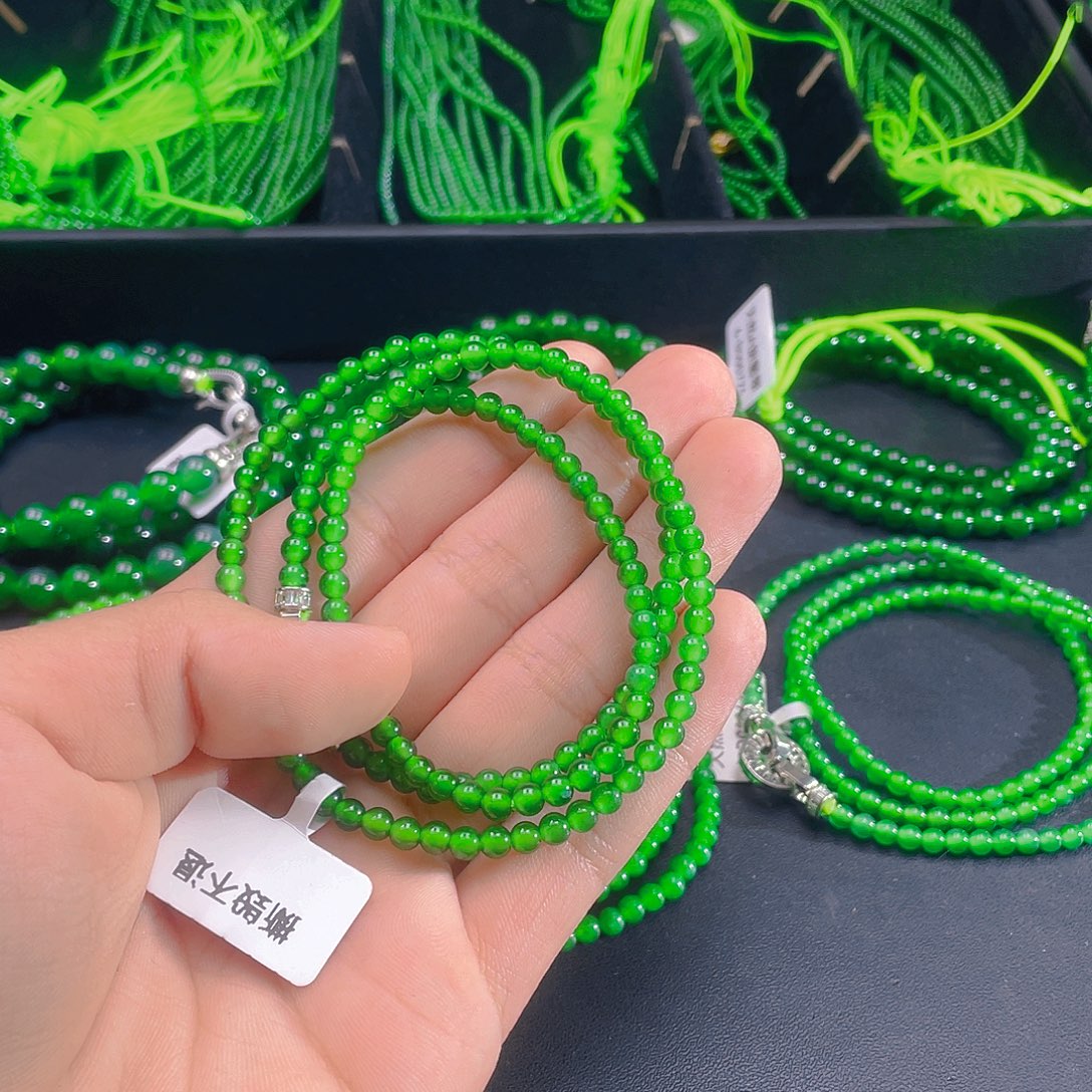 翡翠未镶嵌颈饰888888888888