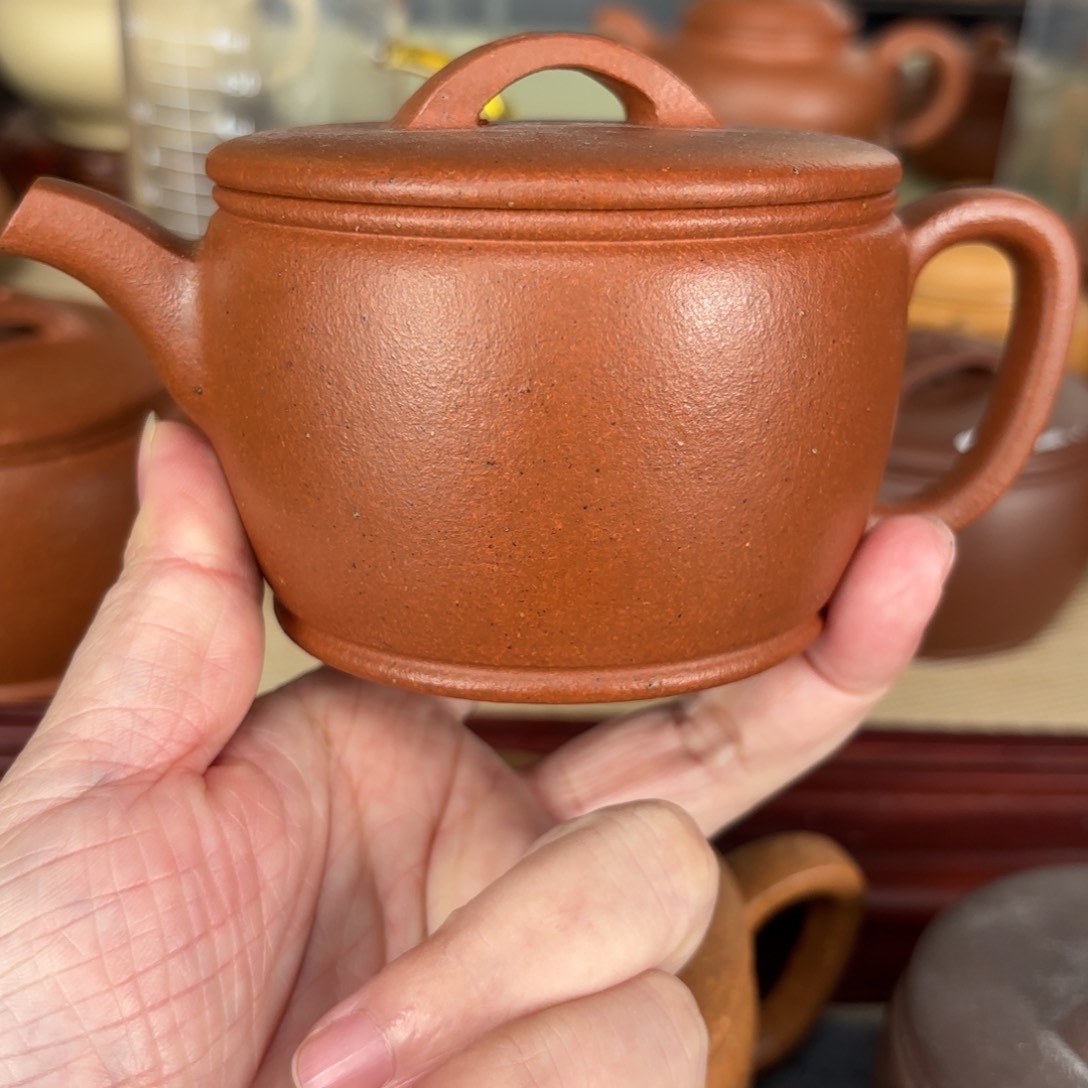 紫砂茶壶依*宝山红泥汉瓦