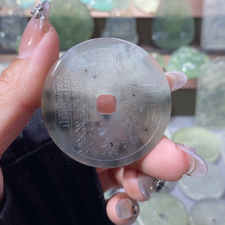 岫玉吊坠未镶嵌吊坠