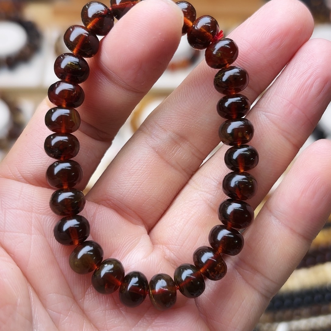 琥珀未镶嵌裸石八