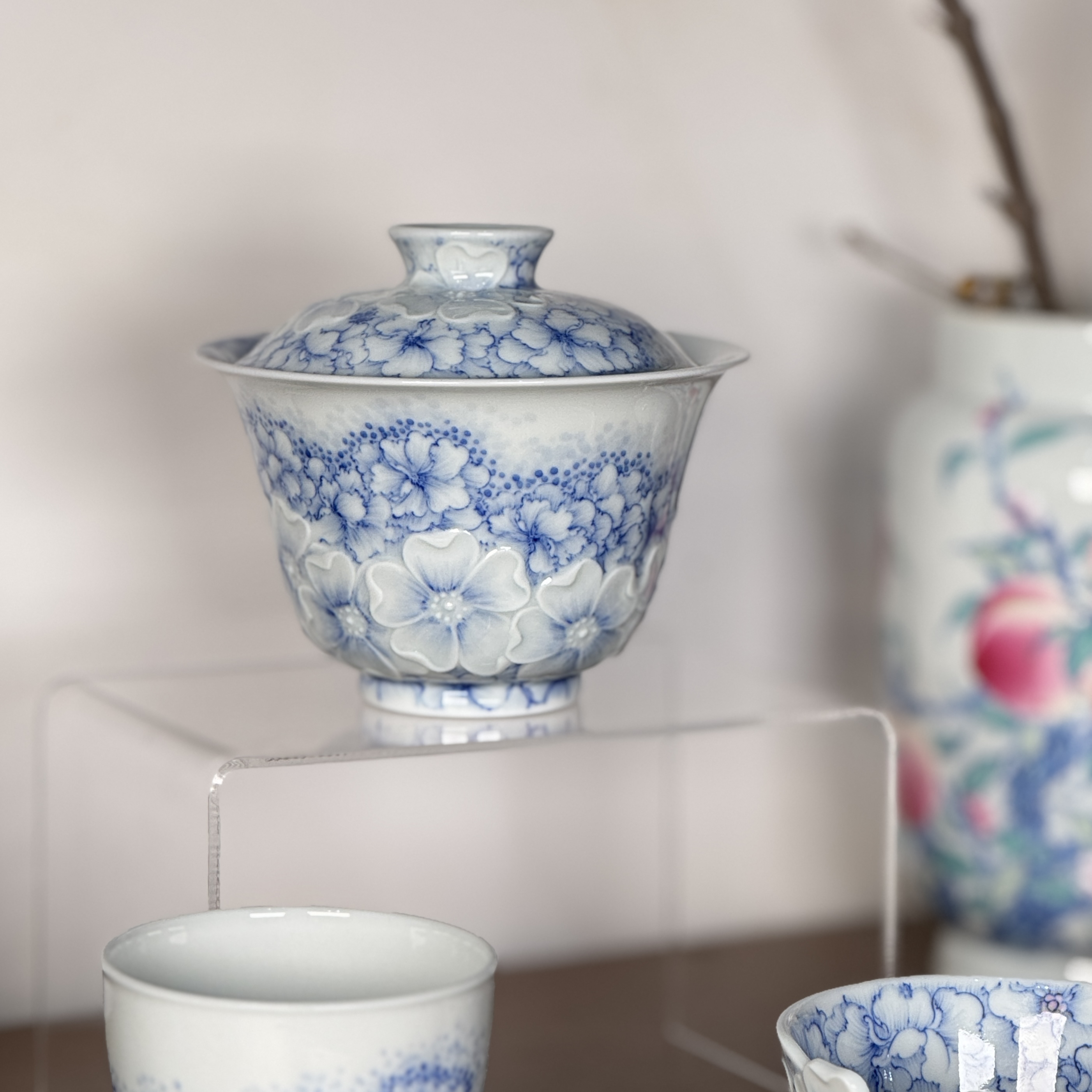 青樵轩 雕刻樱花盖碗青花陶瓷中式国风釉下彩瓷中式釉下仙女茶器