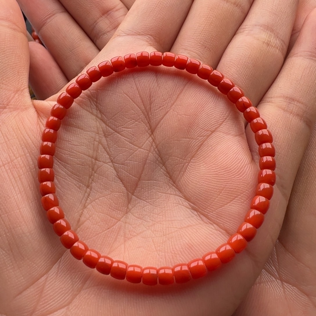 阿****南红玛瑙未镶嵌直切单圈4直切单圈4