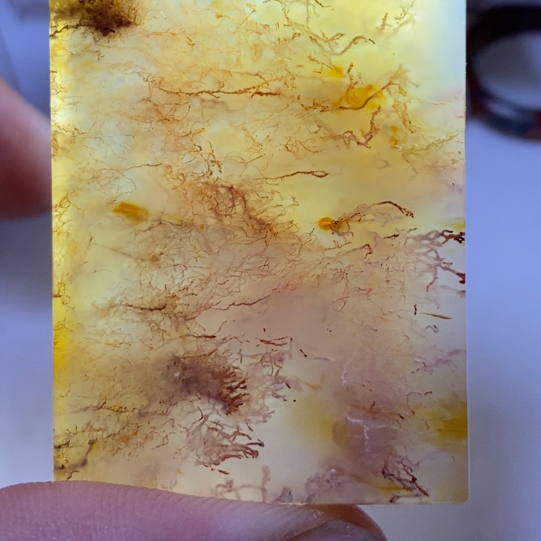 玛瑙/玉髓颈饰未镶嵌坐**起